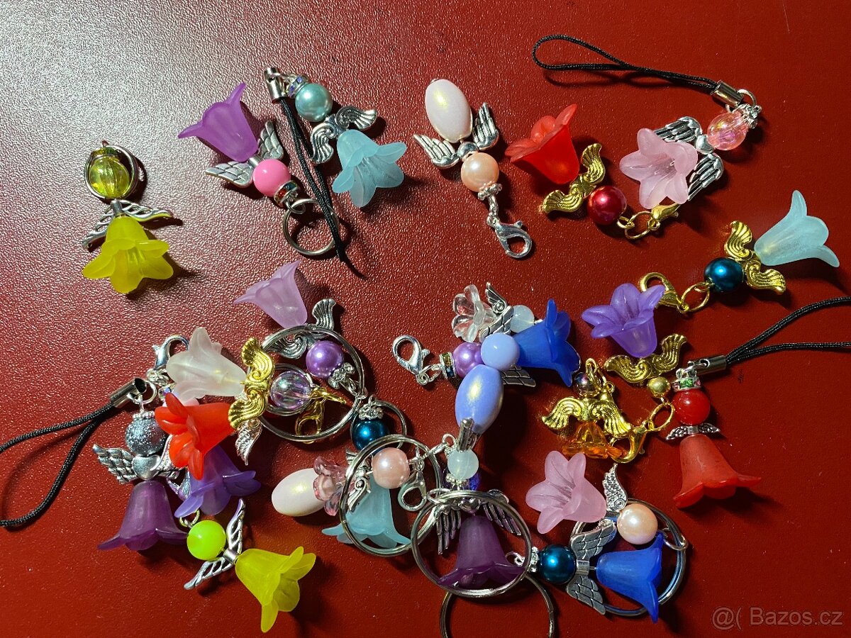 Přívěšek - andělíček pro štěstí/radost - různé - 2