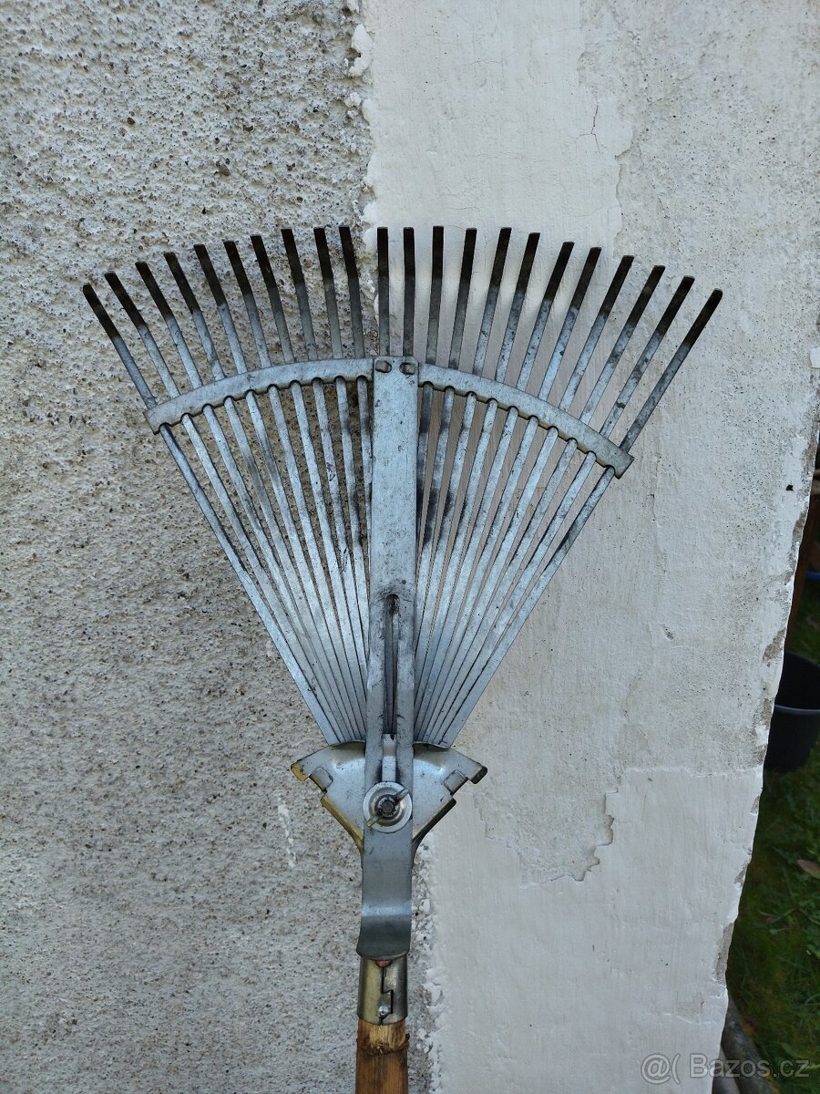 ZAHRADNICKÉ NÁŘADÍ - 2