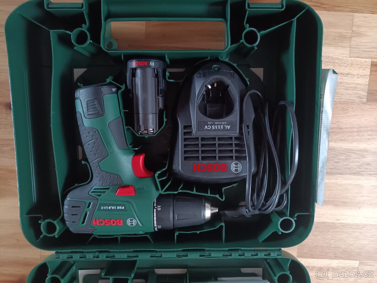 Fajnový a nový aku šroubovák Bosch PSR 10,8 LI-2 - 2
