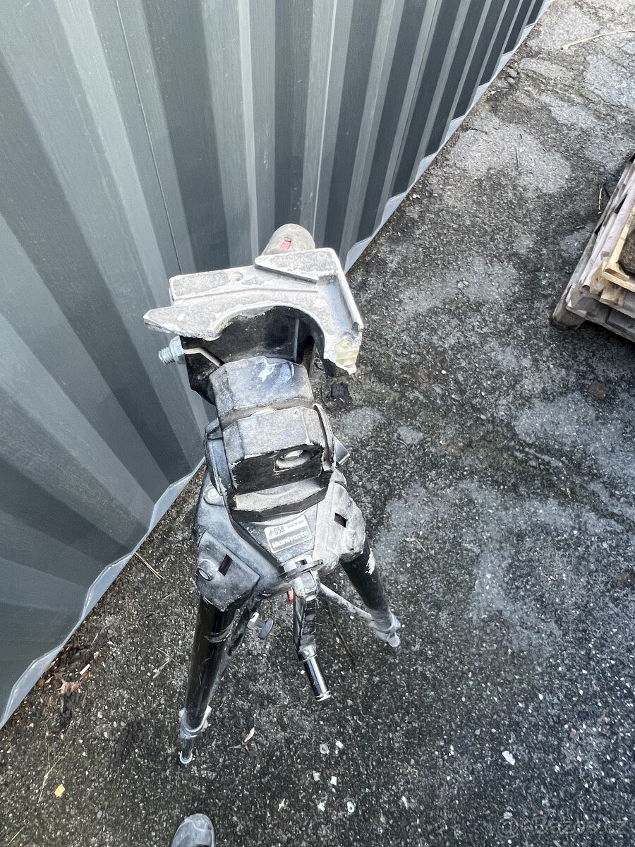 stativ s hlavou manfrotto 058 a 229 - 2