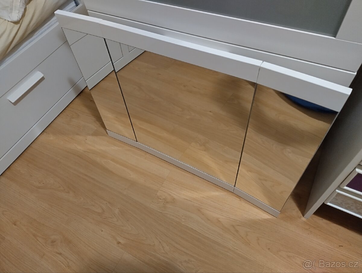 Koupelnové zrcadlo - 2