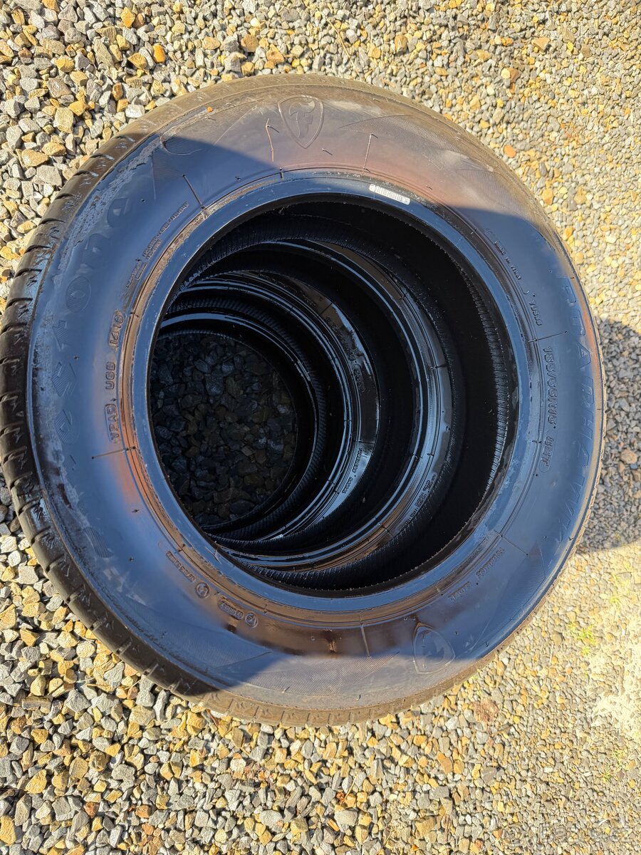 Letní pneu 185/65 R15 - 2