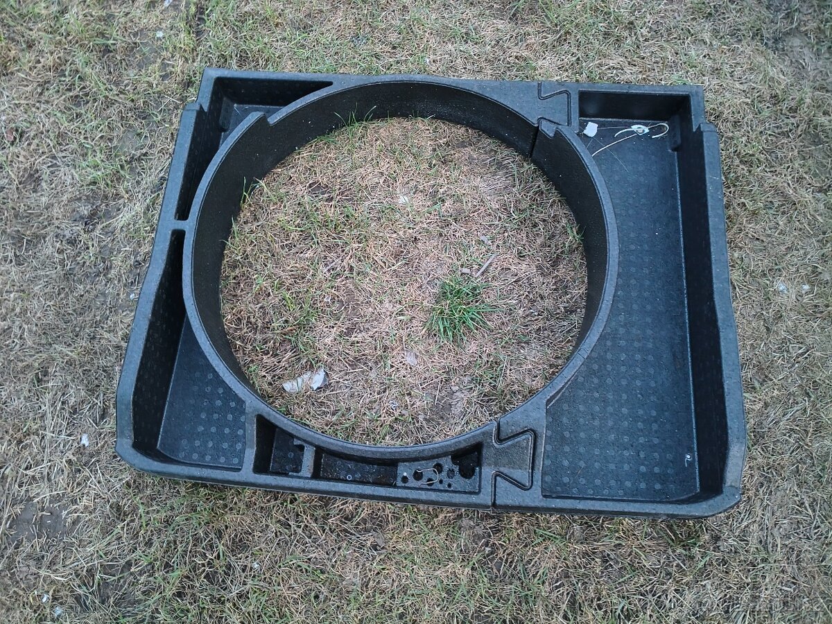 Prodám dvojité dno VW Tiguan - 2