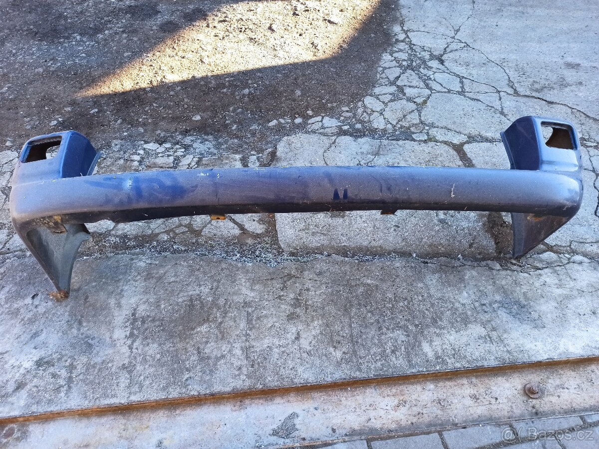 Zadní nárazník VW T4 - 2