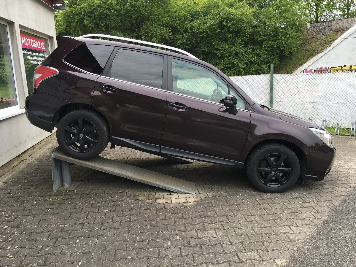Subaru Forester 2.0 - 2