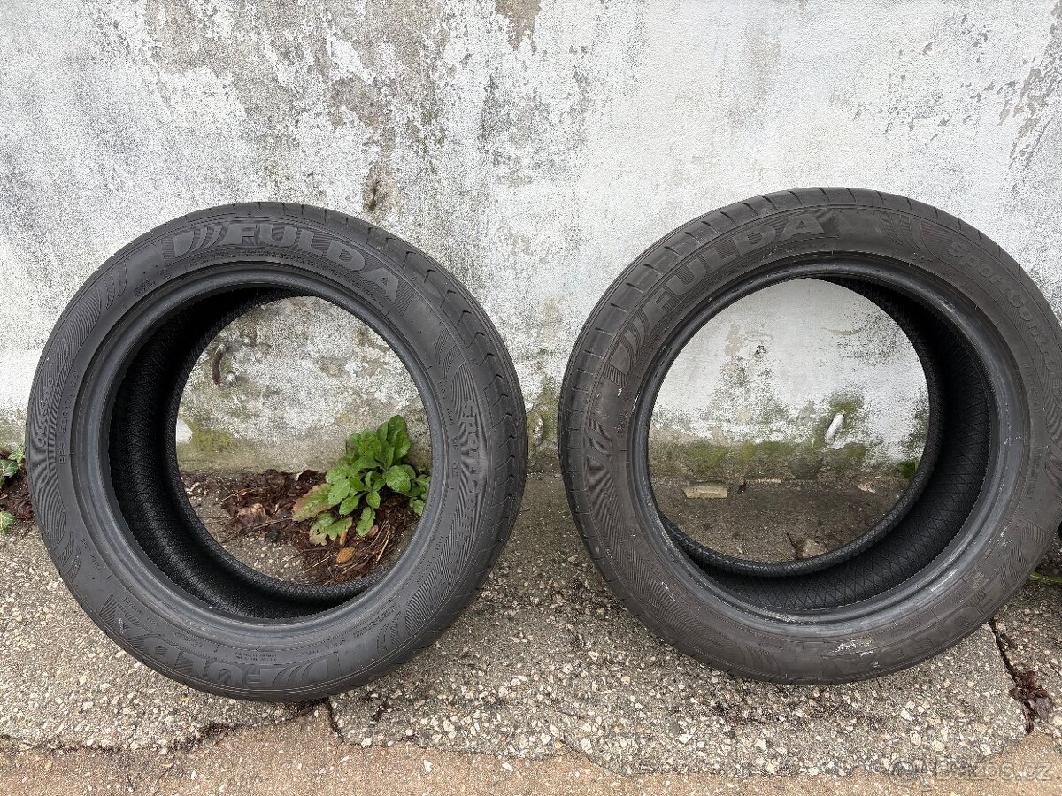 Letní pneu 225/50 R17 - 2