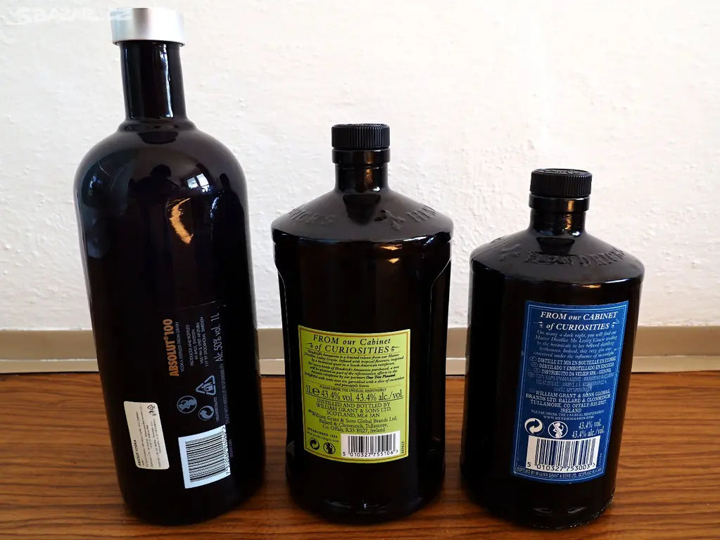 Sběratelské prázdné lahve + pivní lahve a plechovky - 2