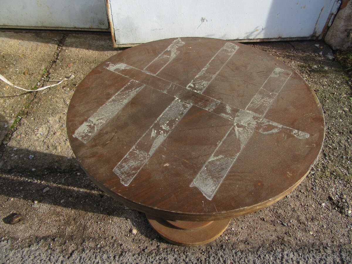 Nabízím zajimavý designový stolek Art-Deco. Dubová dyha. Pů - 2