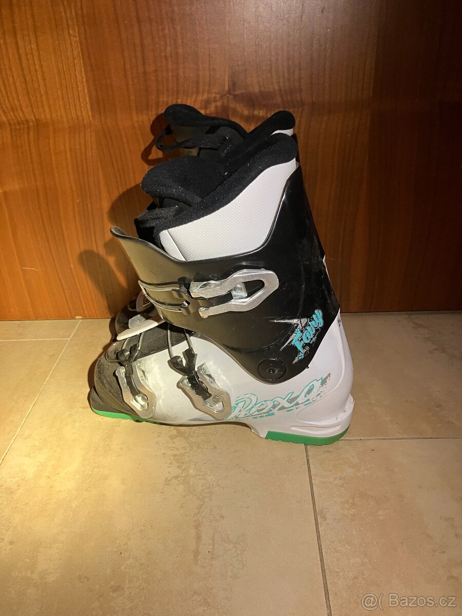 Dětské přezkáče č.24,5 - 2