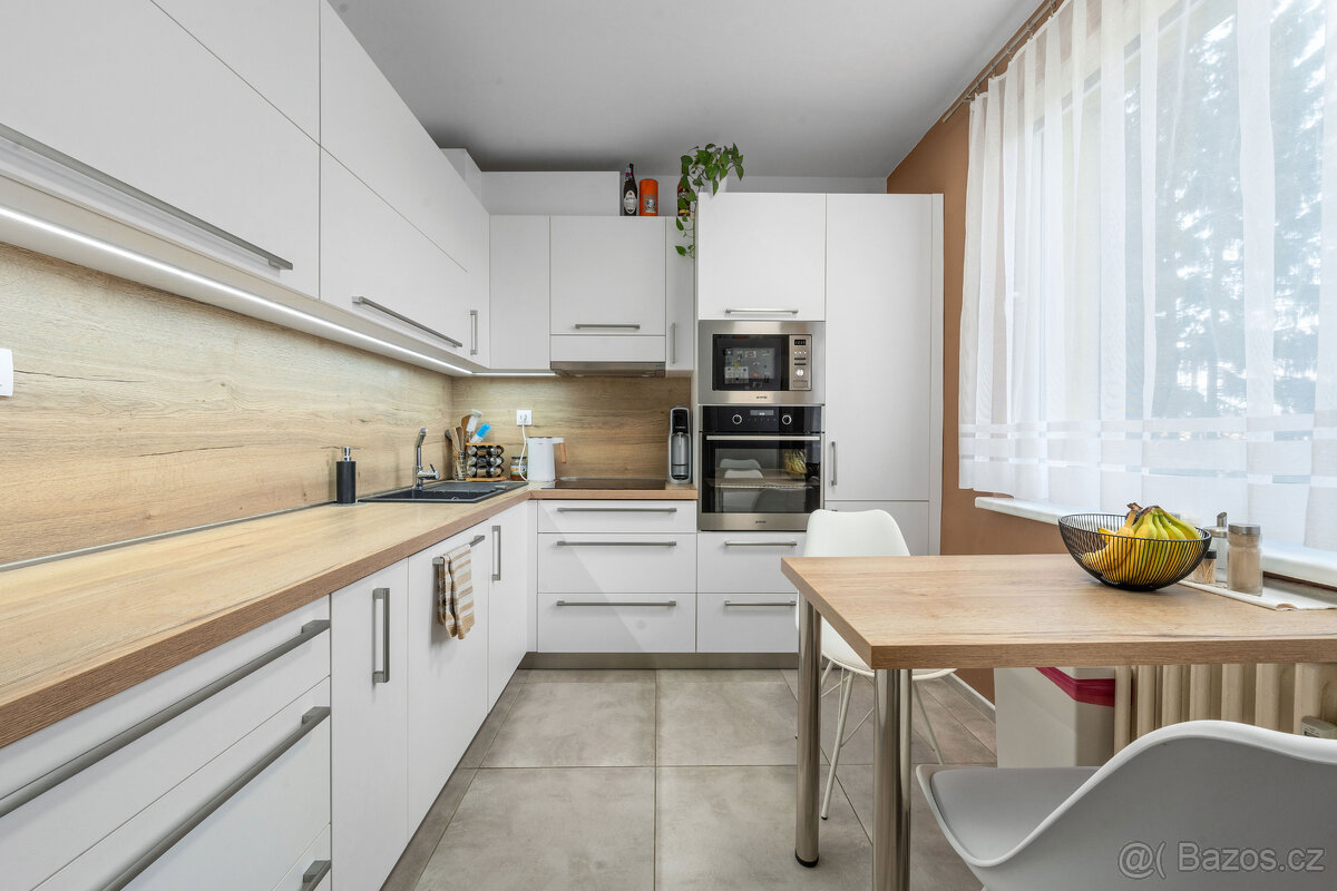 Prodej družstevního bytu 3+1 po kompletní rekonstrukci v Čes - 2