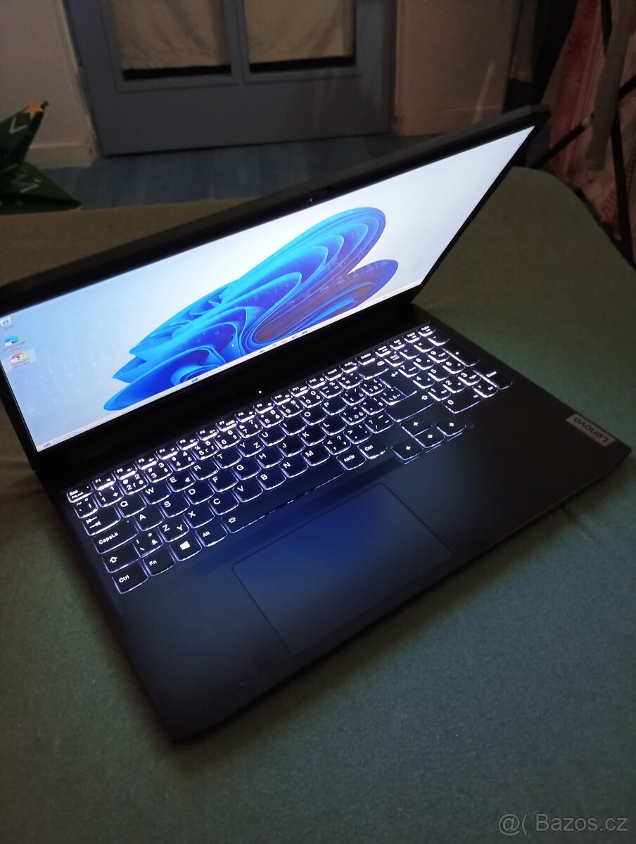 Krásné Lenovo IdeaPad Gaming 3 - 2