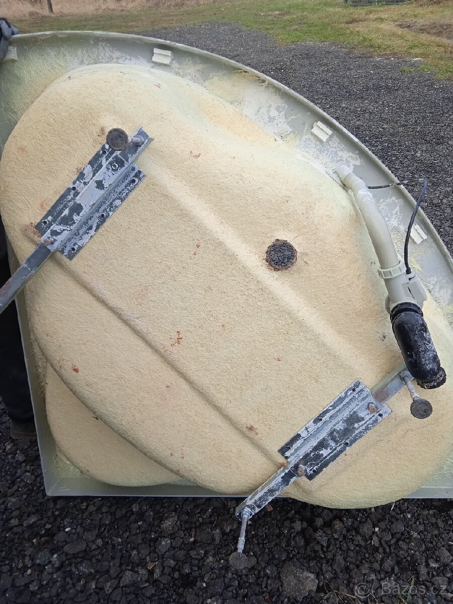 Rohová vana 135x135 - 2