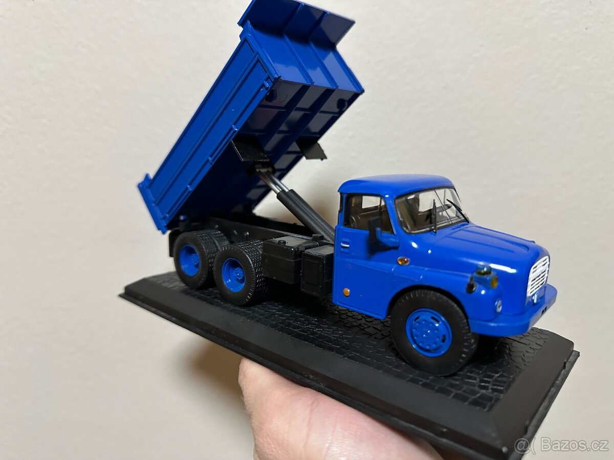 Model Tatra 148 S3 - 2