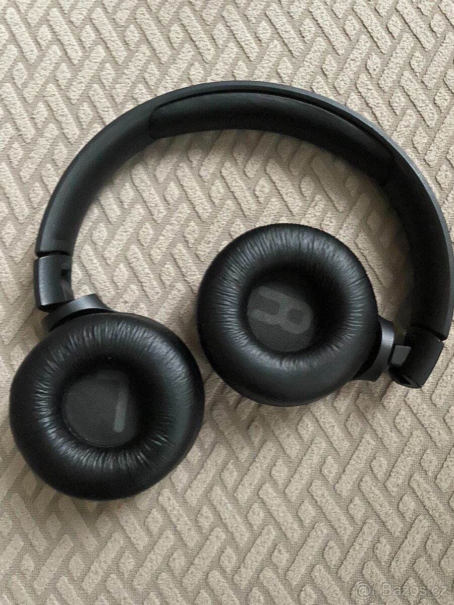 sluchátka JBL Tuna 500 na ND - 2