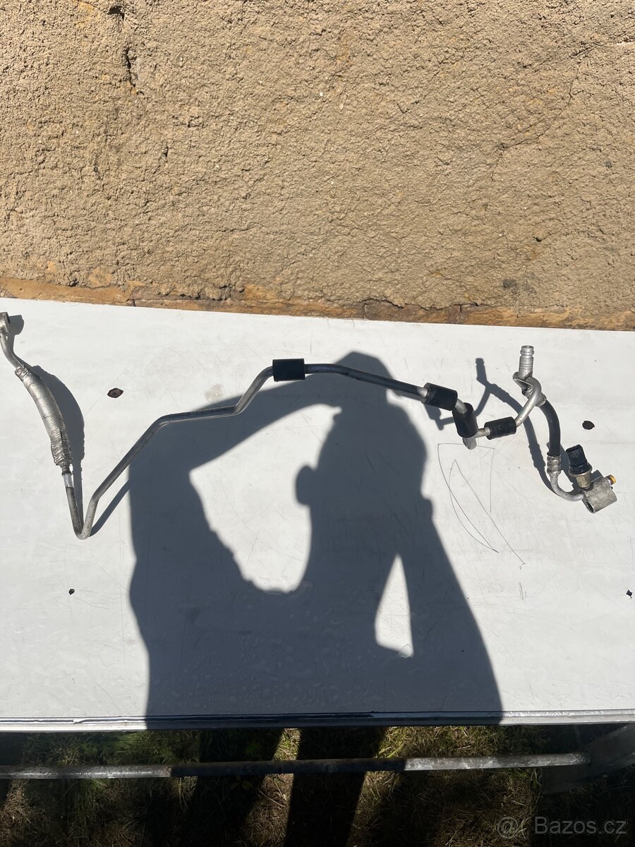 Prodám Hadice klimatizace SKODA - 2