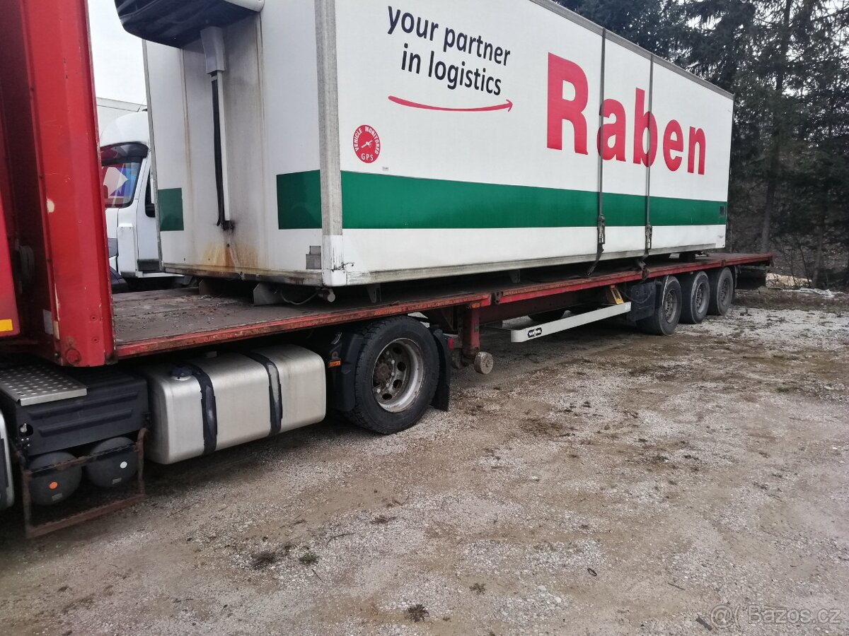 Tahač Renault, návěs Vanhool - 2