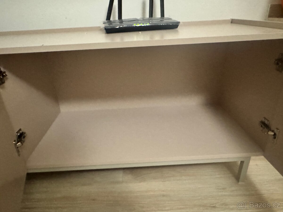 TV stolek / skříňka pod televizi - 2