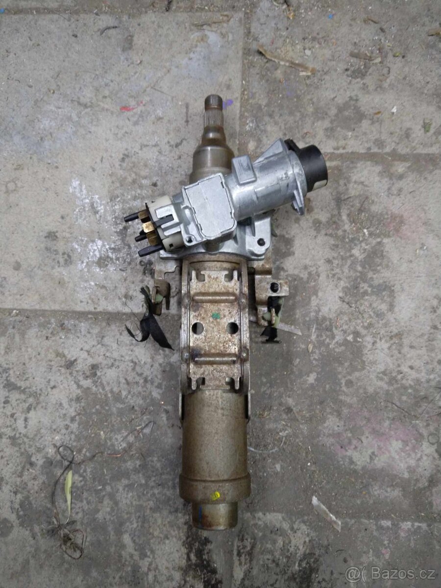 A4 B5 1995 - 2001 spínačka, sloupek řízení , klíče - 2