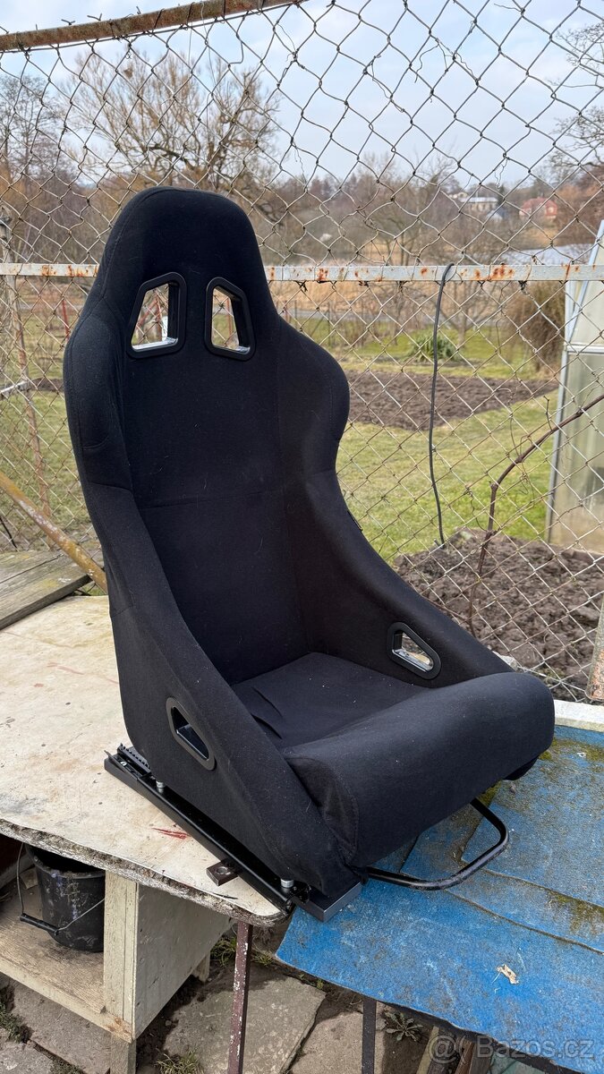 Skořepina s pojezdy - 2