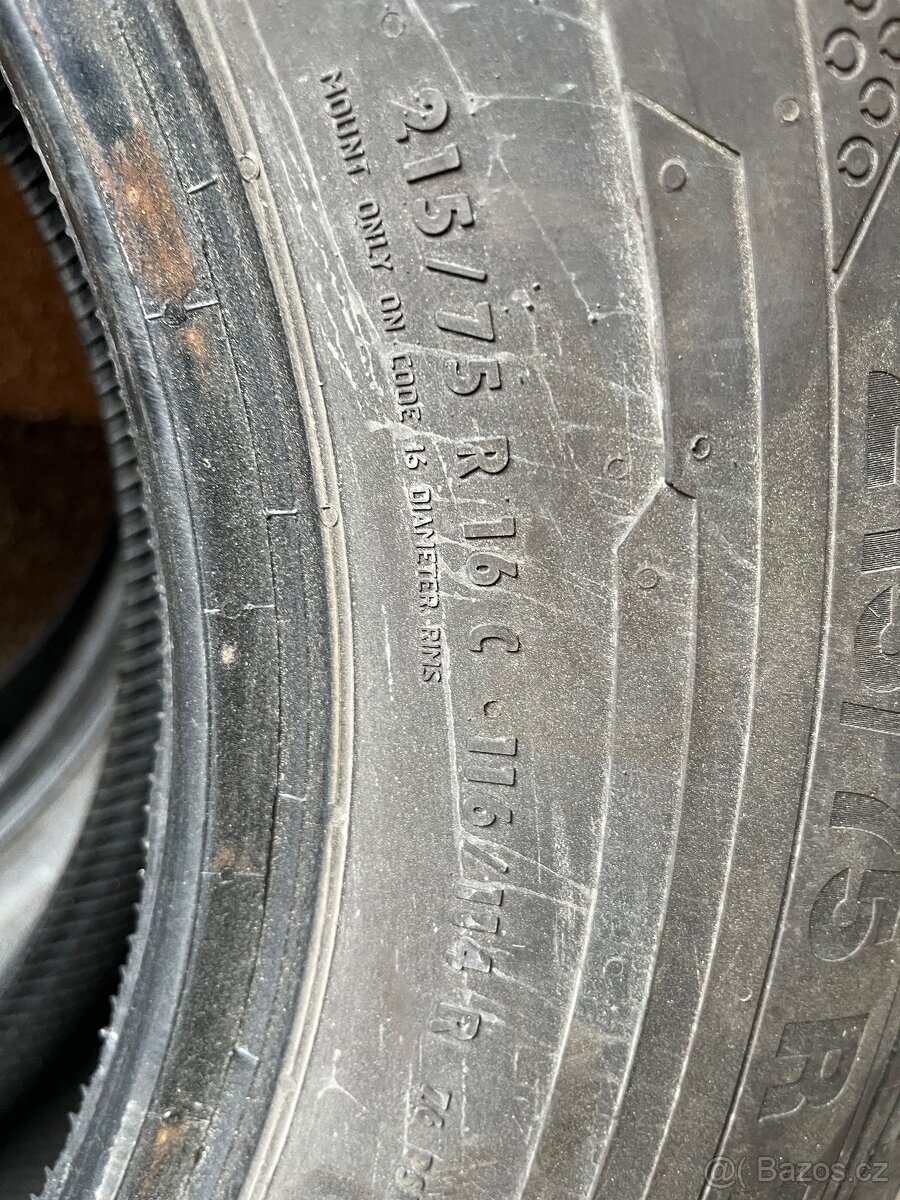 215/75 R16 C 116/114 R - 2