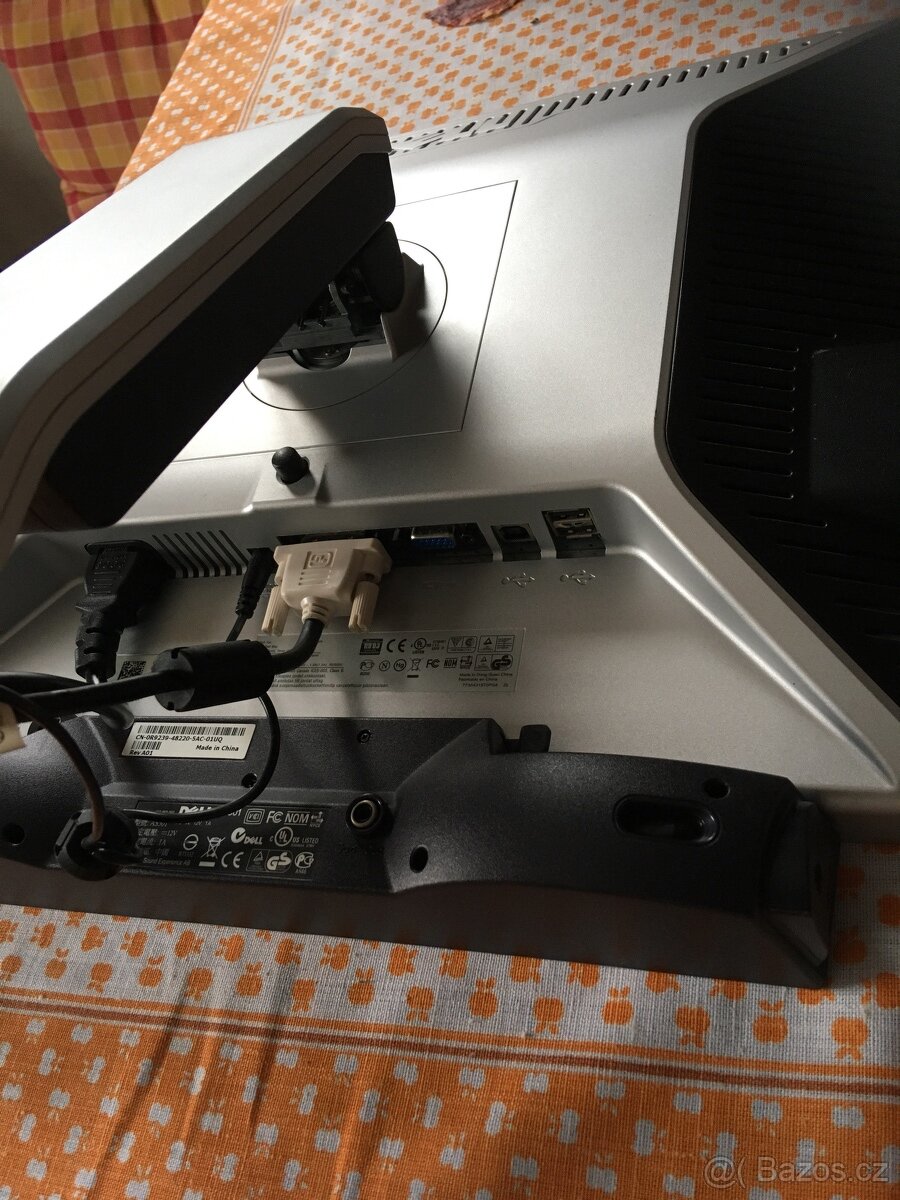 Monitor DELL - 2