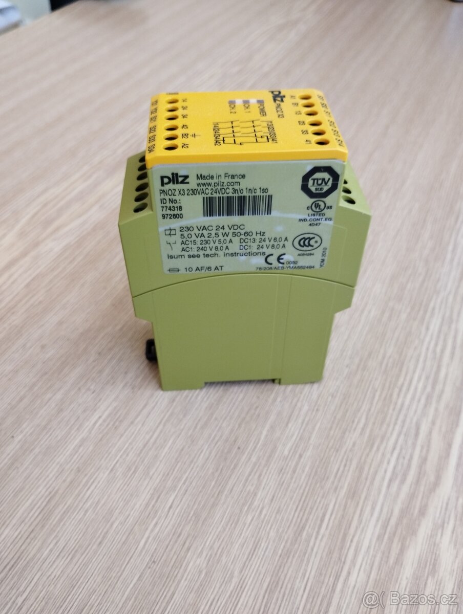 Prodám bezpečnostní relé; PNOZ X3; PILZ 774318 - 2