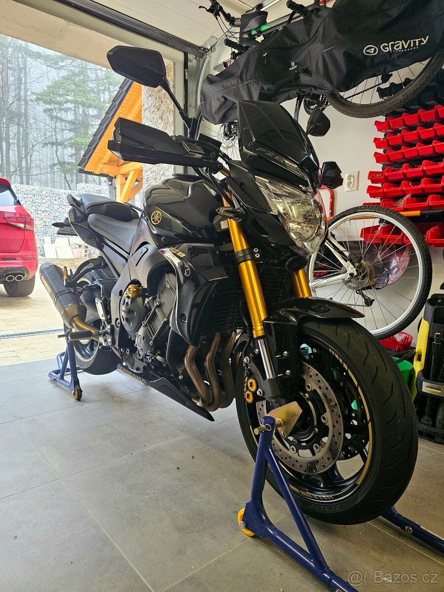 Yamaha fz8 - 2