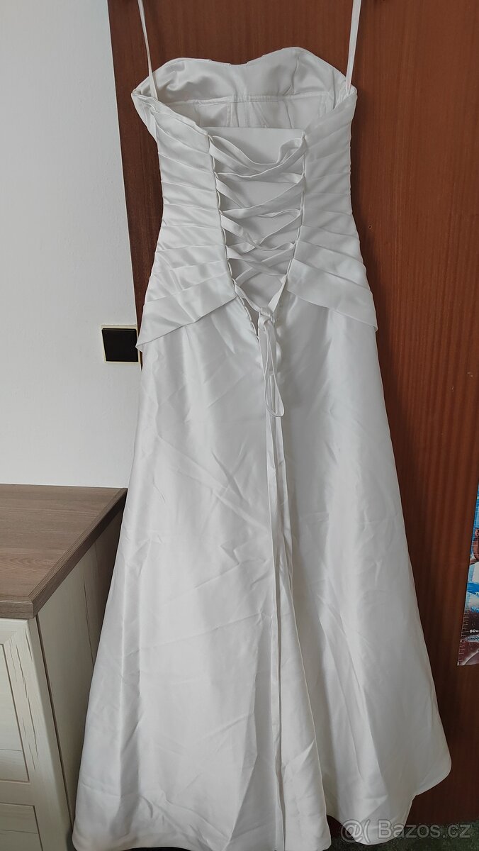 Svatební šaty – značka Romantica - 2