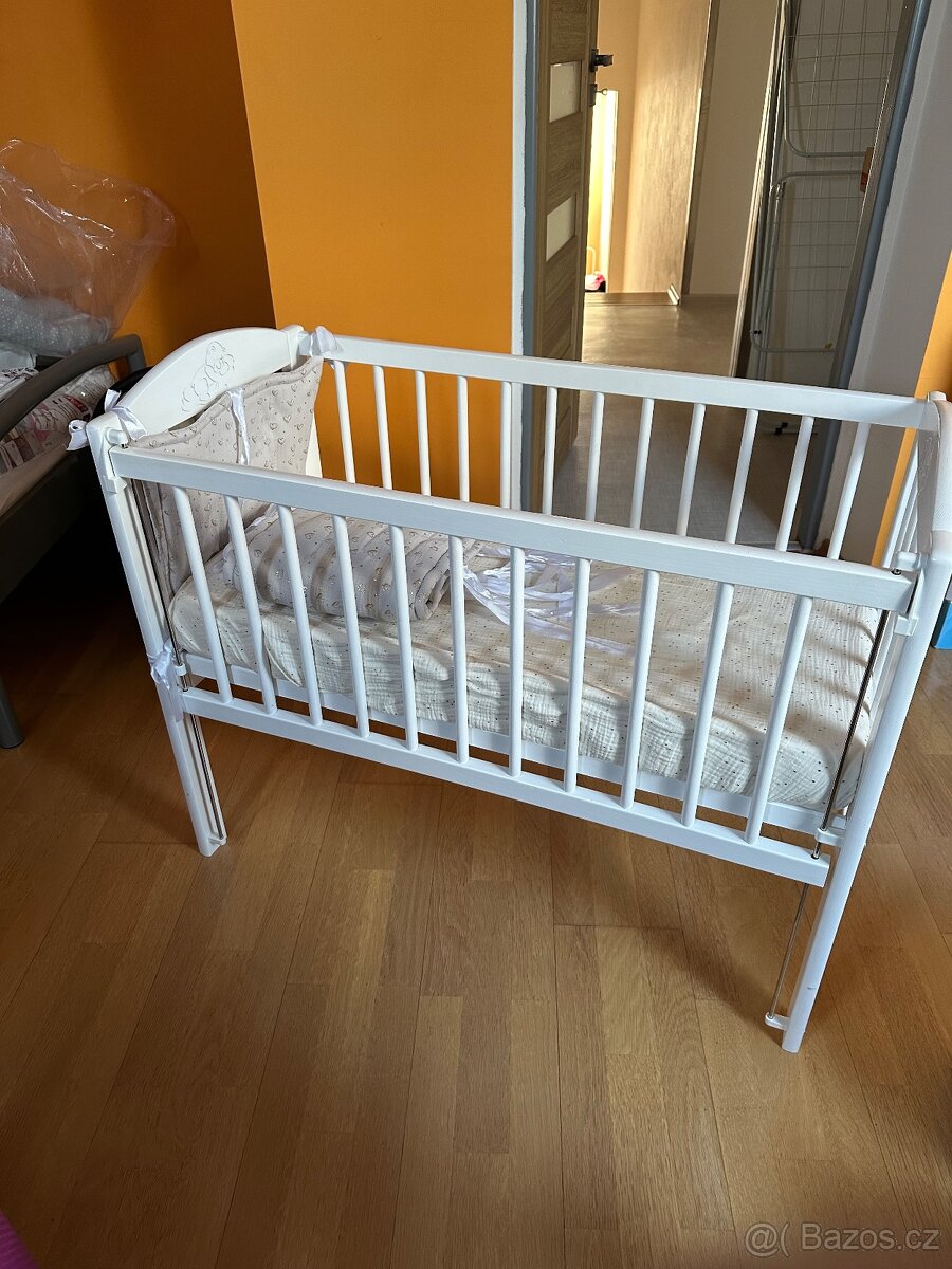 Dětská postýlka včetně matrace - 2