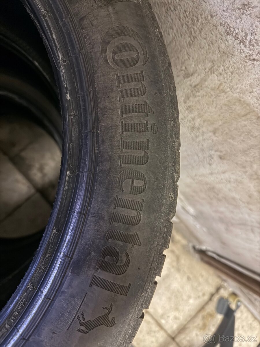 Zimni pneu continental 205/55 R17 - 2