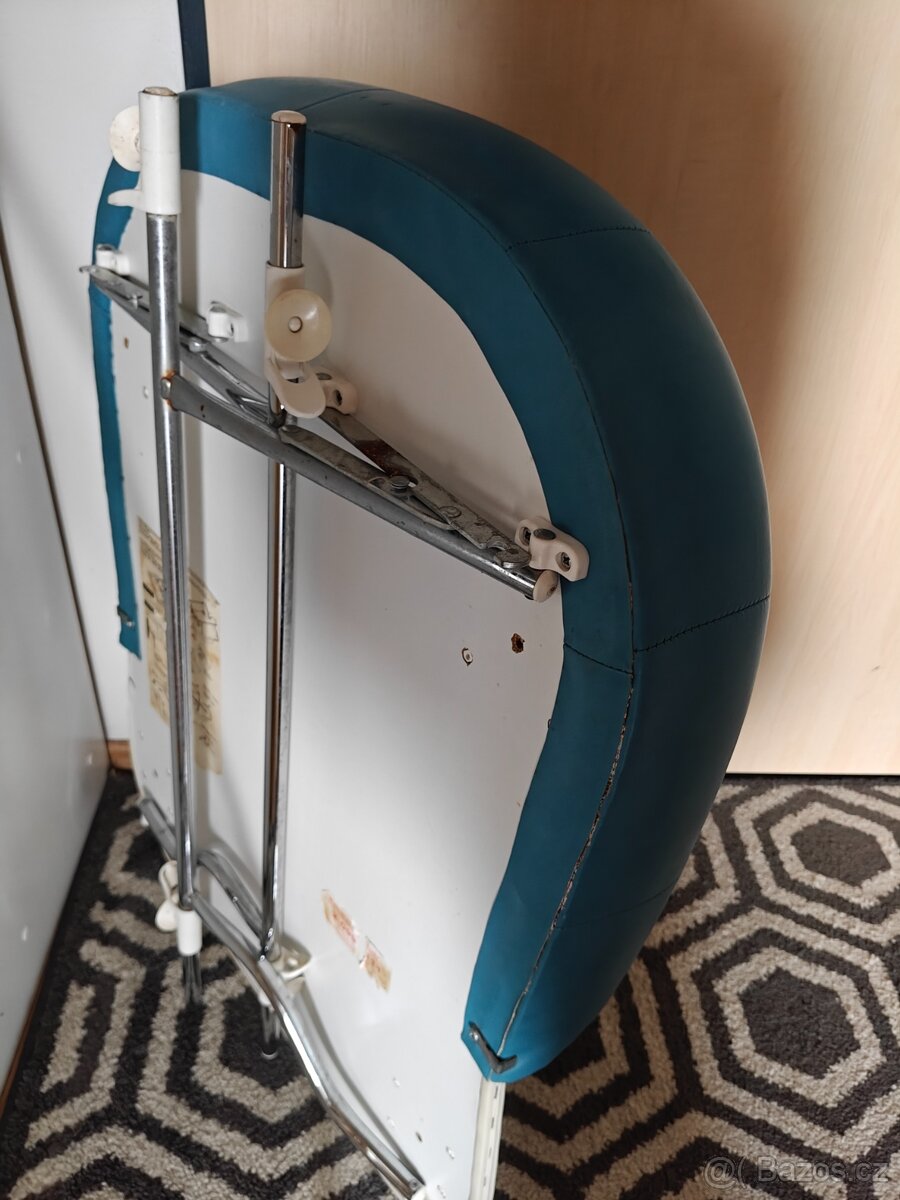 Přebalovací pult na vanu - 2