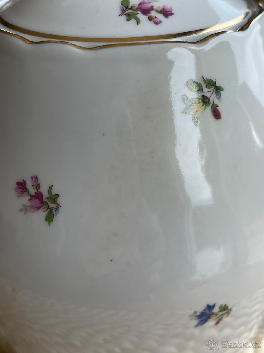 Stará porcelánová konvice - 2