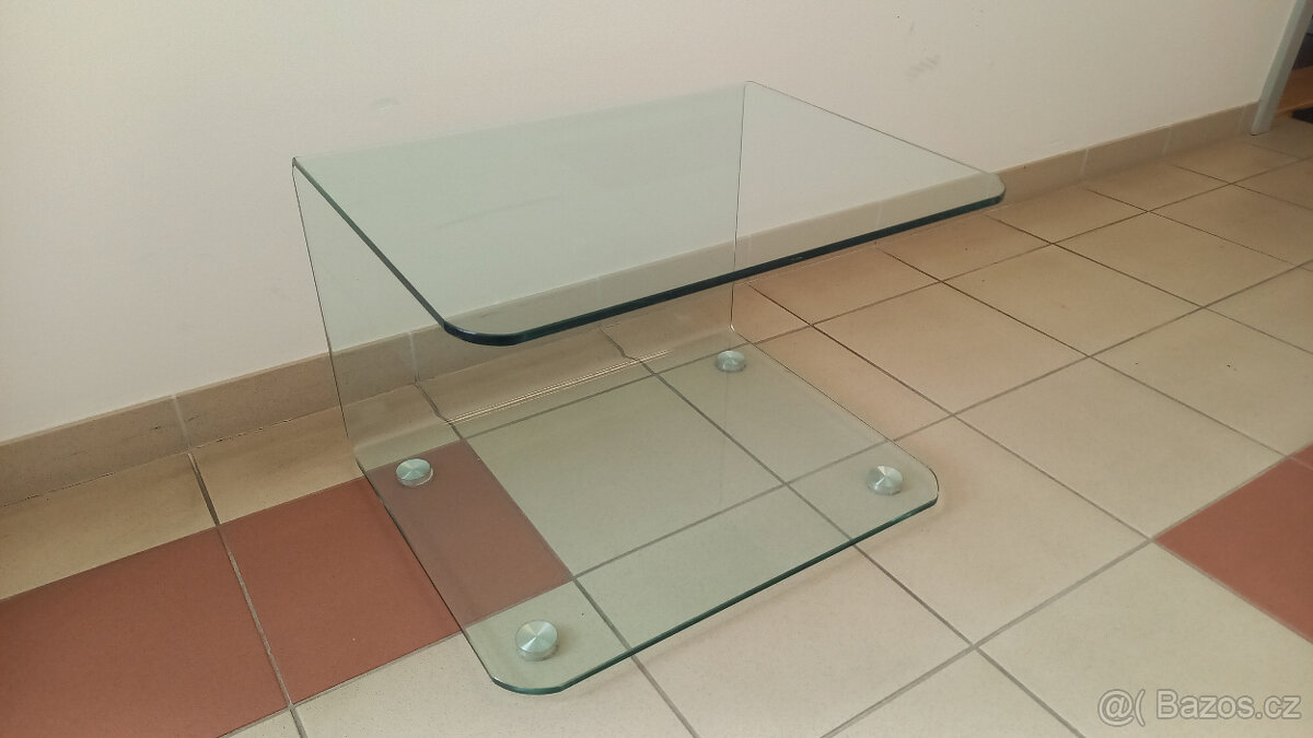Skleněný stolek - 2