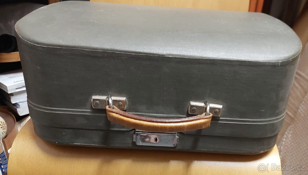 Starý psací stroj Zeta - 2