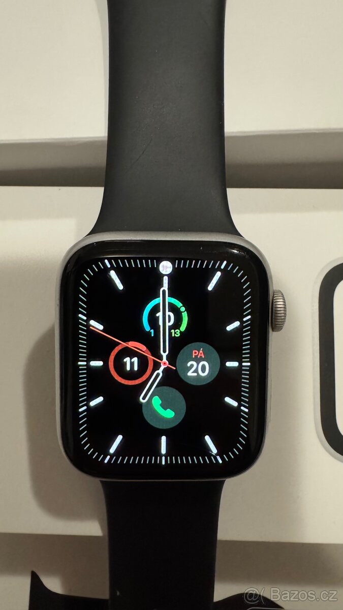 Apple Watch 4 44mm - 2