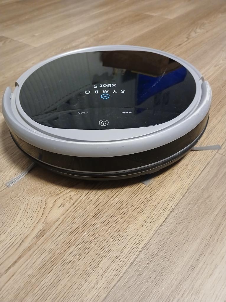 Prodám robotický vysavač na ND - 2