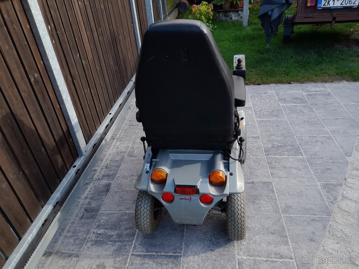 Invalidní vozík elektrický - 2
