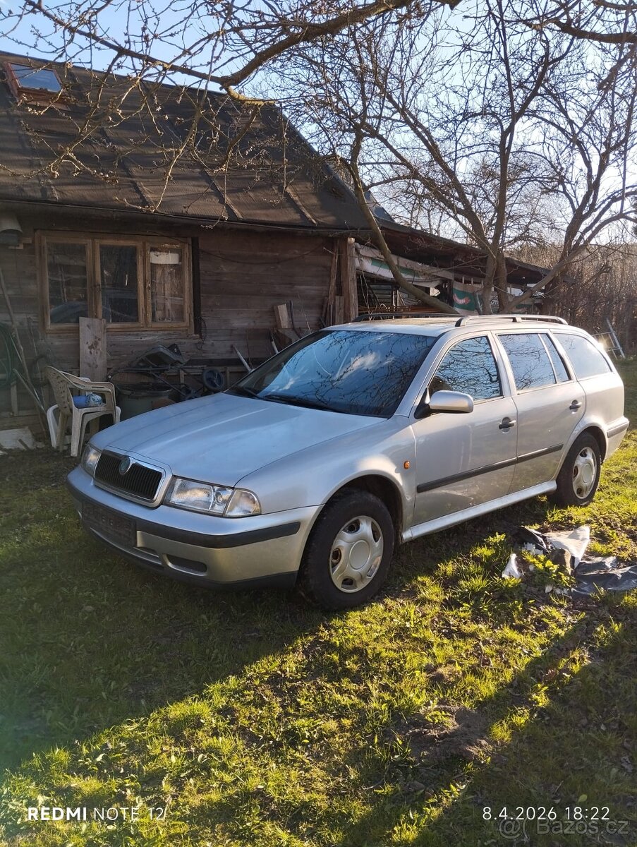 Škoda Octavia 1.6 - 2