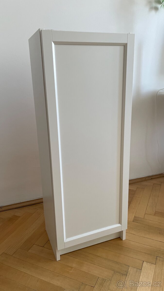 Skříňka IKEA bílá - 2
