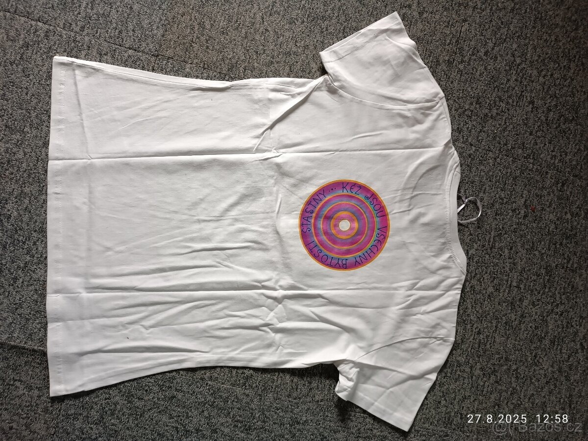 Dvě trika L-XL - 2