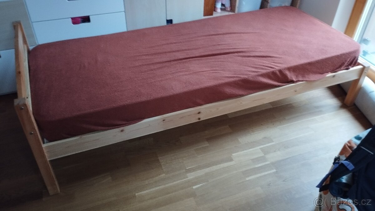 Postel bez matrace - 2