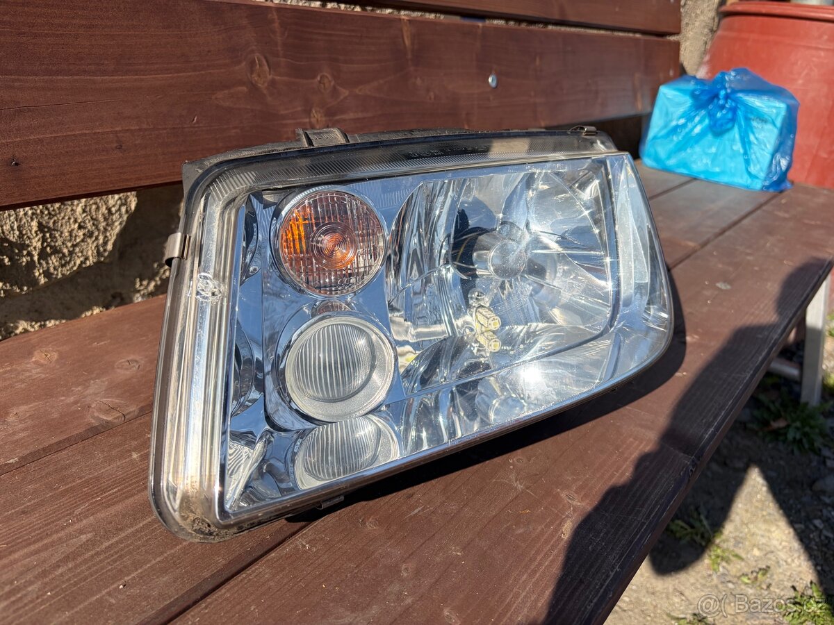 Vw bora levé světlo hella - 2