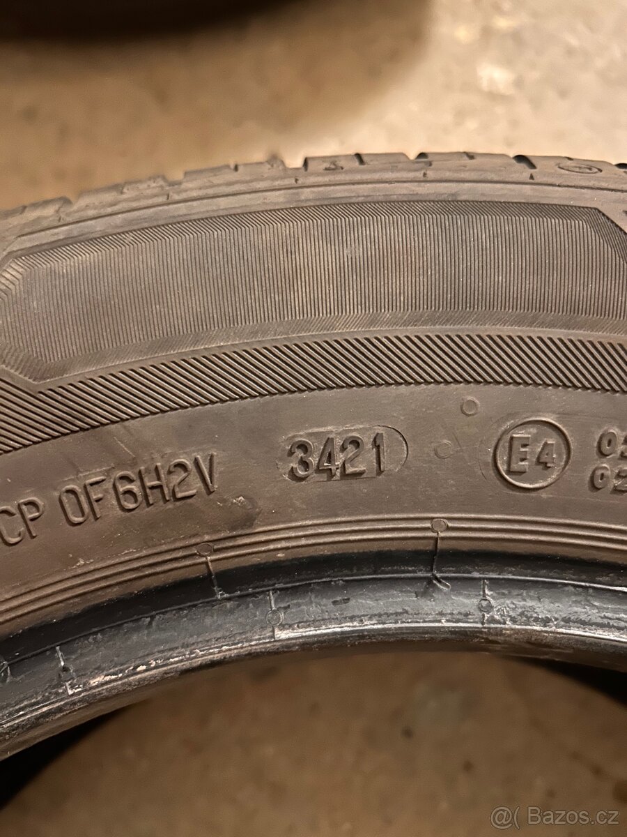 Letní pneu 215/55 r16 - 2