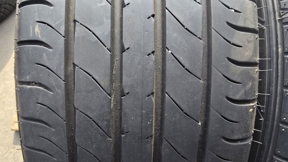 Letní pneu 225/45/18 Dunlop - 2