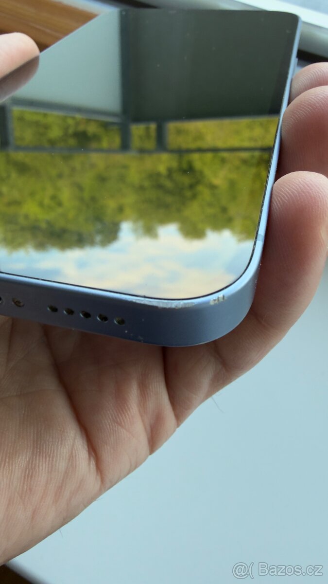 Apple iPhone 14 - 2