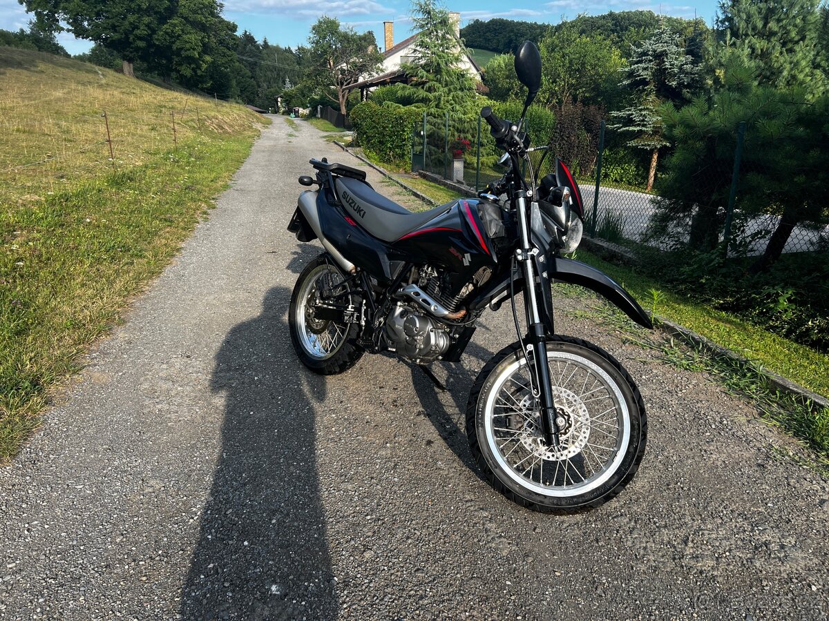 Suzuki DR 125 SM - 2