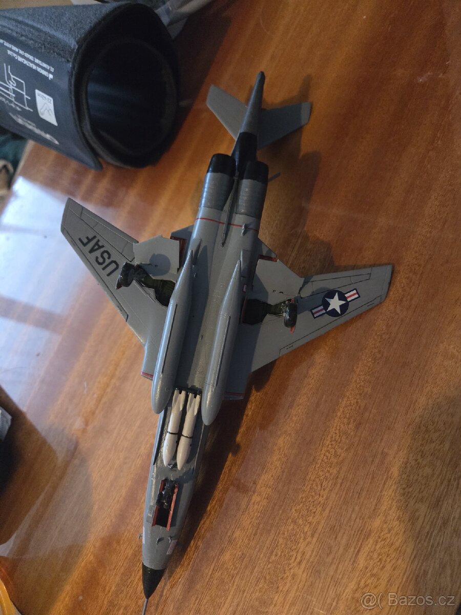 Prodám model F101 - 2