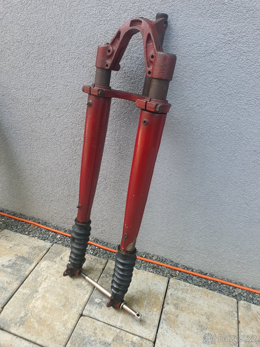 Jawa Pérák - 2