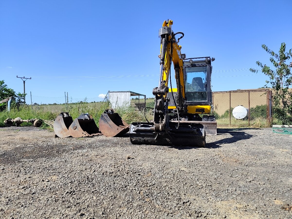 JCB 48Z-1 - 2