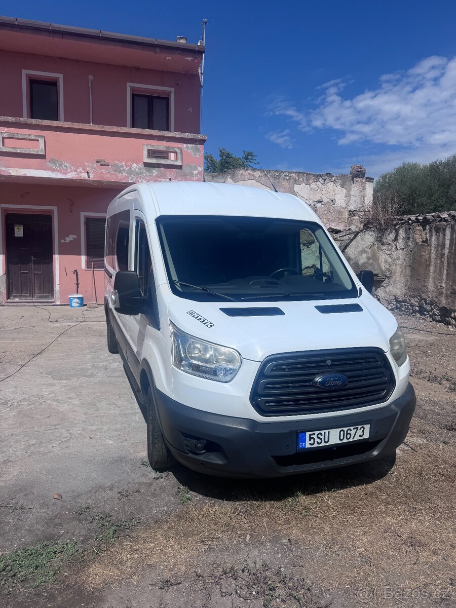 Ford Transit 2,2 TDCI, 9 míst, 2015 - 2